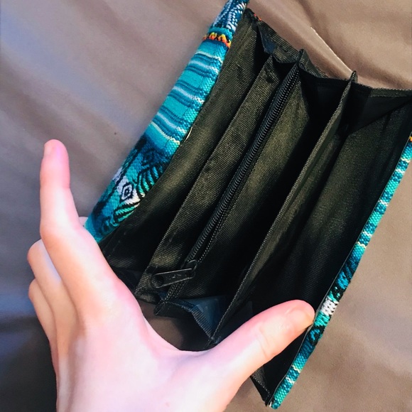 Woven Wallet Clutch from Bolivia - Picture 3 of 4